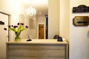 Westend Hotel & Bar - Recepción