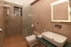 Vaarsa by Bay Hotels - Bathroom