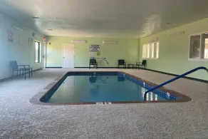 Quality Suites Abilene Mall Area - Piscine