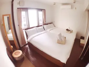 Osaka Sinsei Guest House - Quarto