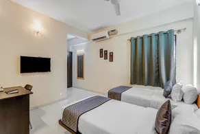 UPAR Hotels Nearby Bagmane Tech Park - Rom