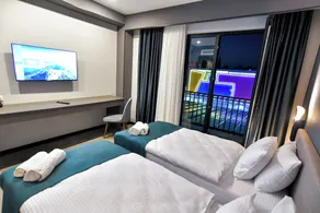 The West Inn-Georgia Hotel - Zimmer