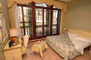 Hotel Canal - Room
