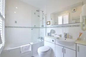 Chestnuts House Boutique B&B - Baño