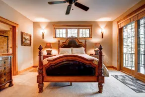 Christie Heights Lodge, Luxury Living on Peak 8 - Værelse