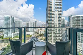 EAST Miami - Vue de la chambre