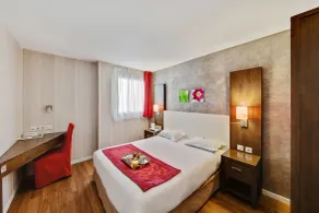 HOTEL RESTAURANT PARIS PACIFIC PARIS-VILLEJUIF- PRES DU METRO L'HAY LES ROSES LIGNE 14 - Direct PARIS-AEROPORT ORLY ET INSTITUT GUSTAVE ROUSSY - Chambre