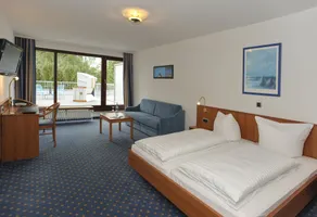 ACQUA Strande Yachthotel & Restaurant - Room
