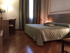 Hotel Posta 77 - Chambre