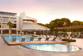Ramada Resort Kazdağlari Thermal & Spa - Piscina