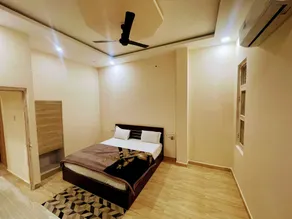 Sunrise Hotel & Restaurant - Zimmer