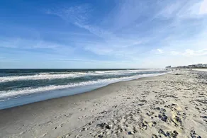 Walk to Surfside Beach: Studio w/ Covered Balcony - Interiør