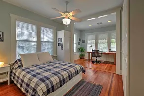 Houston Montrose Home: Walk to Bars & Restaurants! - Room