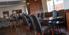 Tuckers Inn - Restaurant