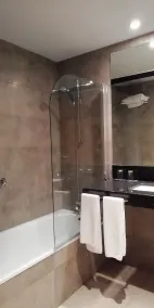 Hotel Ciudad de Ponferrada, Ascend Hotel Collection - Salle de bain