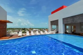 Fiesta Inn Ecatepec - Piscine