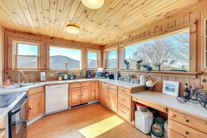 3 Mi to Catskill Scenic Trail: Stamford Cottage - Interiør