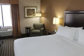 Holiday Inn Express Kansas City Liberty Missouri by IHG - Room