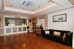 Supreme Inn Boston - Reception