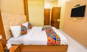 FabHotel Seven Hills - Nr Mumbai International Airport - Rom