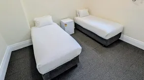 Ambassadors Hotel - Room