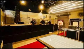 Qubestay Airport Capsule Hotel & Hostel - Restaurant