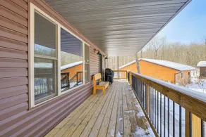 Northwoods Escape: Relaxing Retreat w/ Deck - Innenbereich
