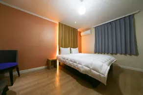 Gyeongju bulgooksa W Drive-in Motel - Habitación