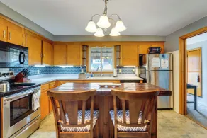 1 Mi to Dtwn Tiffin! Brick Bungalow w/ Patio, Yard - Innenbereich