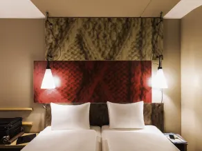 ibis Portsmouth - Room