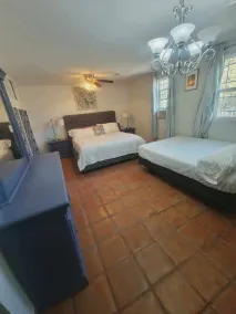 Via Alejandro  - Habitación