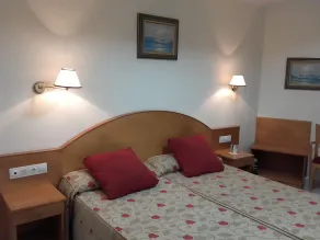 Hotel Cabo Festiñanza - Zimmer