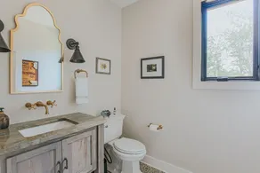Forever Farm - Badezimmer