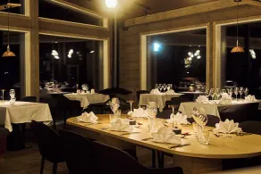 Balder Luxury Lodge & Glass Igloos - Restaurant
