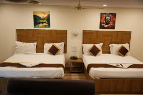 Hotel Savithas Grand - Quarto
