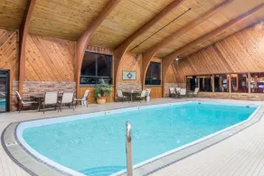 Super 8 by Wyndham Deadwood Black Hills Area - Piscine