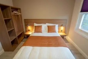 Eagle Hotel Luton Airport - Room