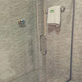 Green House Hotel And Suites - Badezimmer