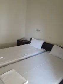 Nestor - Room