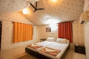 Camp Serai Tiger Tadoba - Chambre
