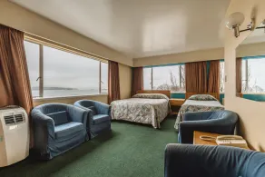 English Bay Hotel - Chambre
