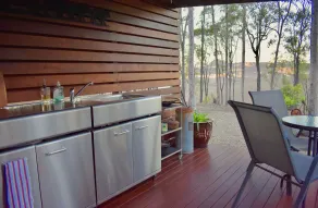 Ketchup's Bank Glamping - Private kitchen