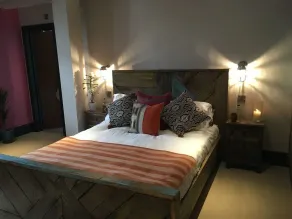 Charter House - Habitación