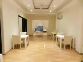 The G8 - Restaurant