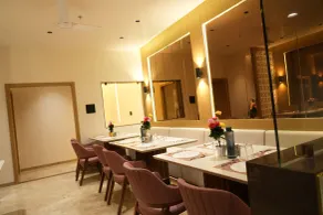 Hotel The Grand Om Krishna - Restaurant