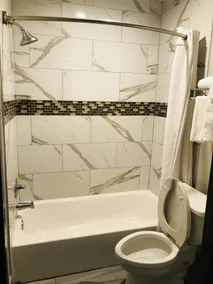 Summit Inn - Houston Medical Center - NRG Park - Bathroom
