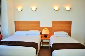 Four Saints Brig Y Don Hotel - Chambre