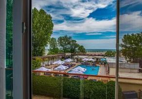 Hotel Central - Pool