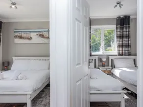 Shells Cottage - Room