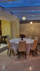 Park City Grand Plaza Kensington Hotel - Restaurant